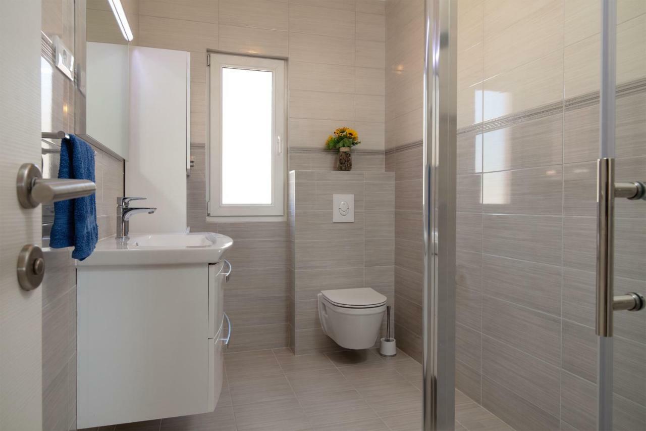 Luxury Apartment Nora ポドストラナ エクステリア 写真