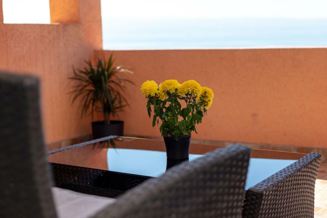 Luxury Apartment Nora ポドストラナ エクステリア 写真